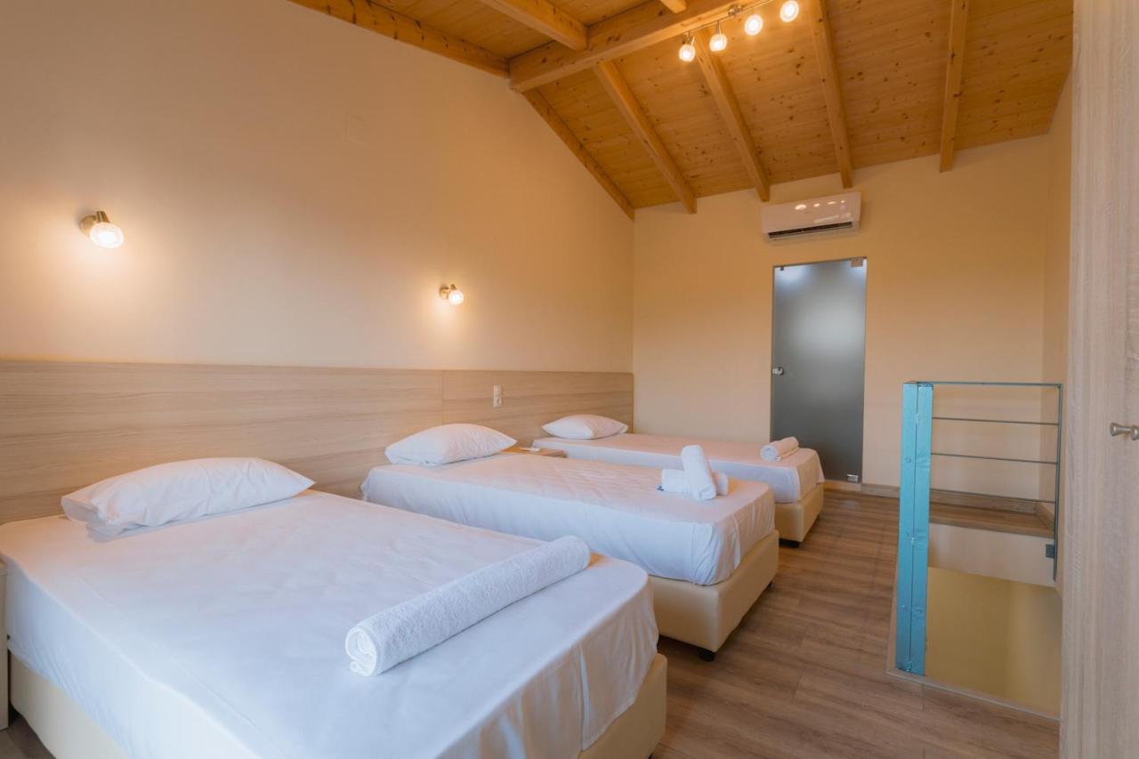 Bed and Breakfast Luca Mare Gouvia Zewnętrze zdjęcie
