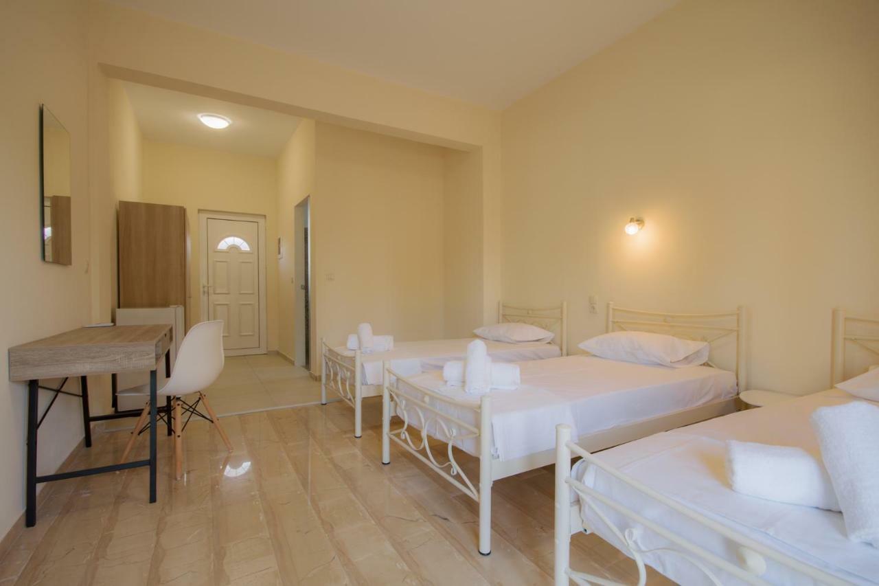 Bed and Breakfast Luca Mare Gouvia Zewnętrze zdjęcie