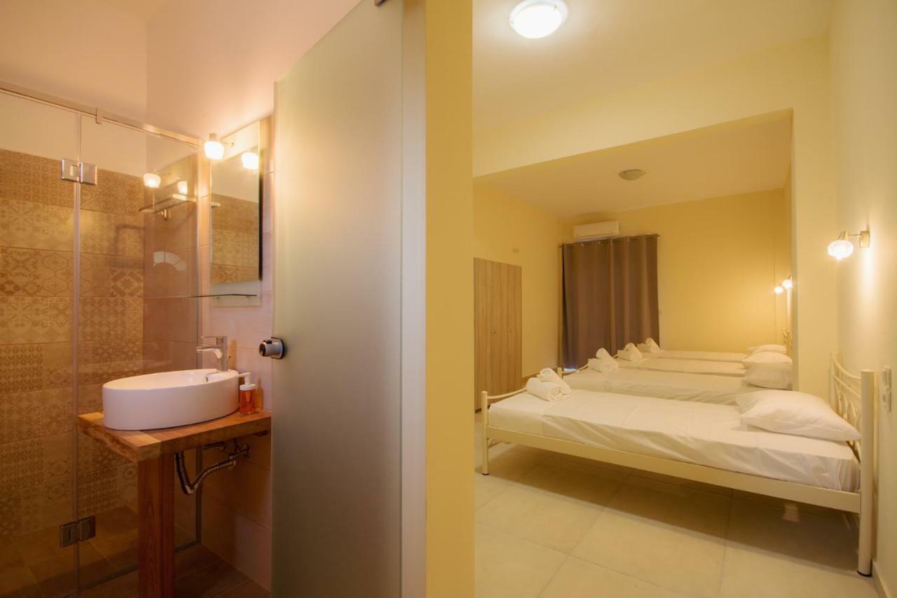 Bed and Breakfast Luca Mare Gouvia Zewnętrze zdjęcie