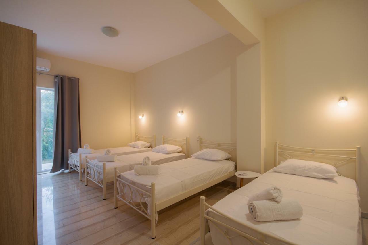 Bed and Breakfast Luca Mare Gouvia Zewnętrze zdjęcie